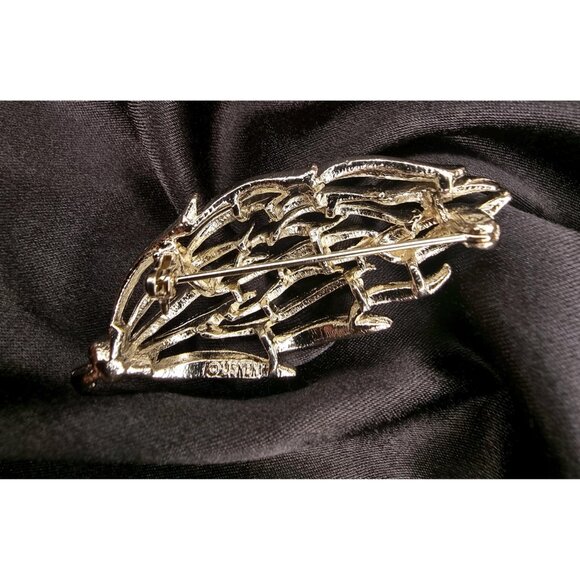 Vintage LISNER Signed Silver Tone Leaf Branch Brooch Pin - Picture 4 of 4